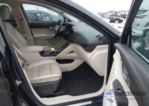 2022 Buick Envision Fwd Avenir z USA, uszkodzony, nr VIN LRBFZRR41ND160378